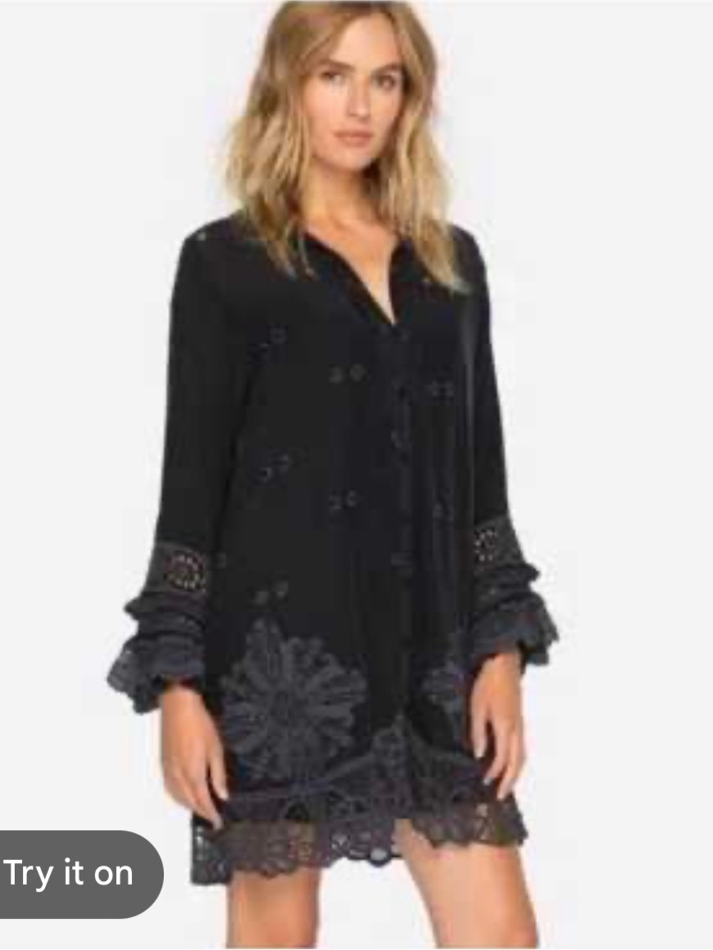 ✨Johnny Was Black Wynne Scalloped Embroidered Long Tunic Blouse✨